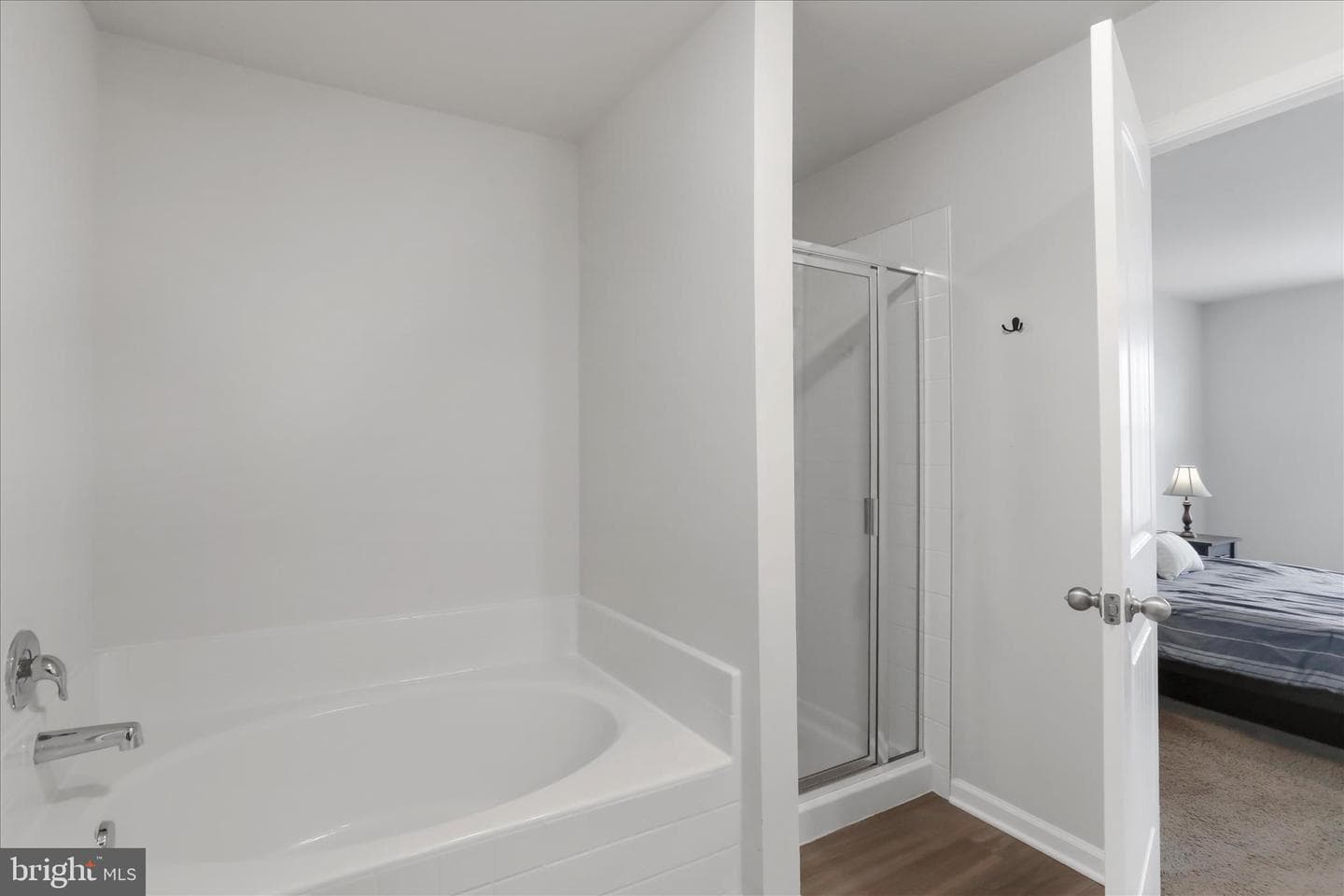 193 Hampstead Boulevard photo 22