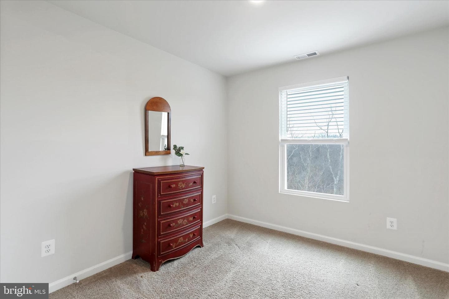 193 Hampstead Boulevard photo 24