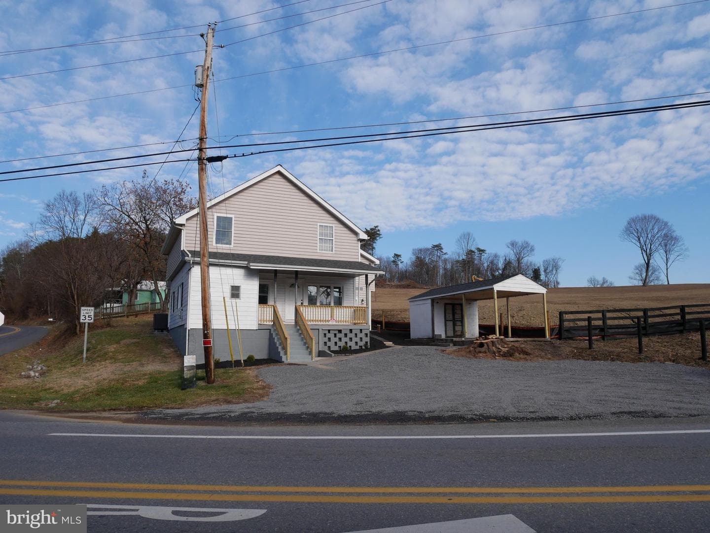 959 Golf Course Road photo 3