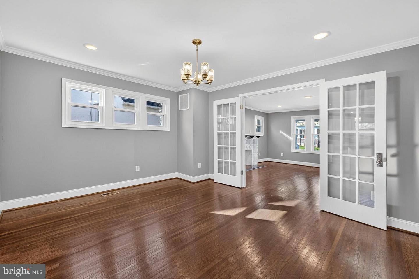 913 N Queen Street photo 20