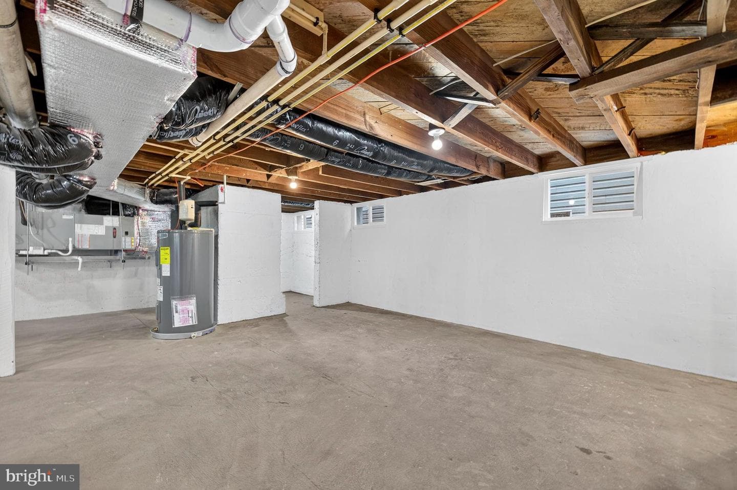 913 N Queen Street photo 59