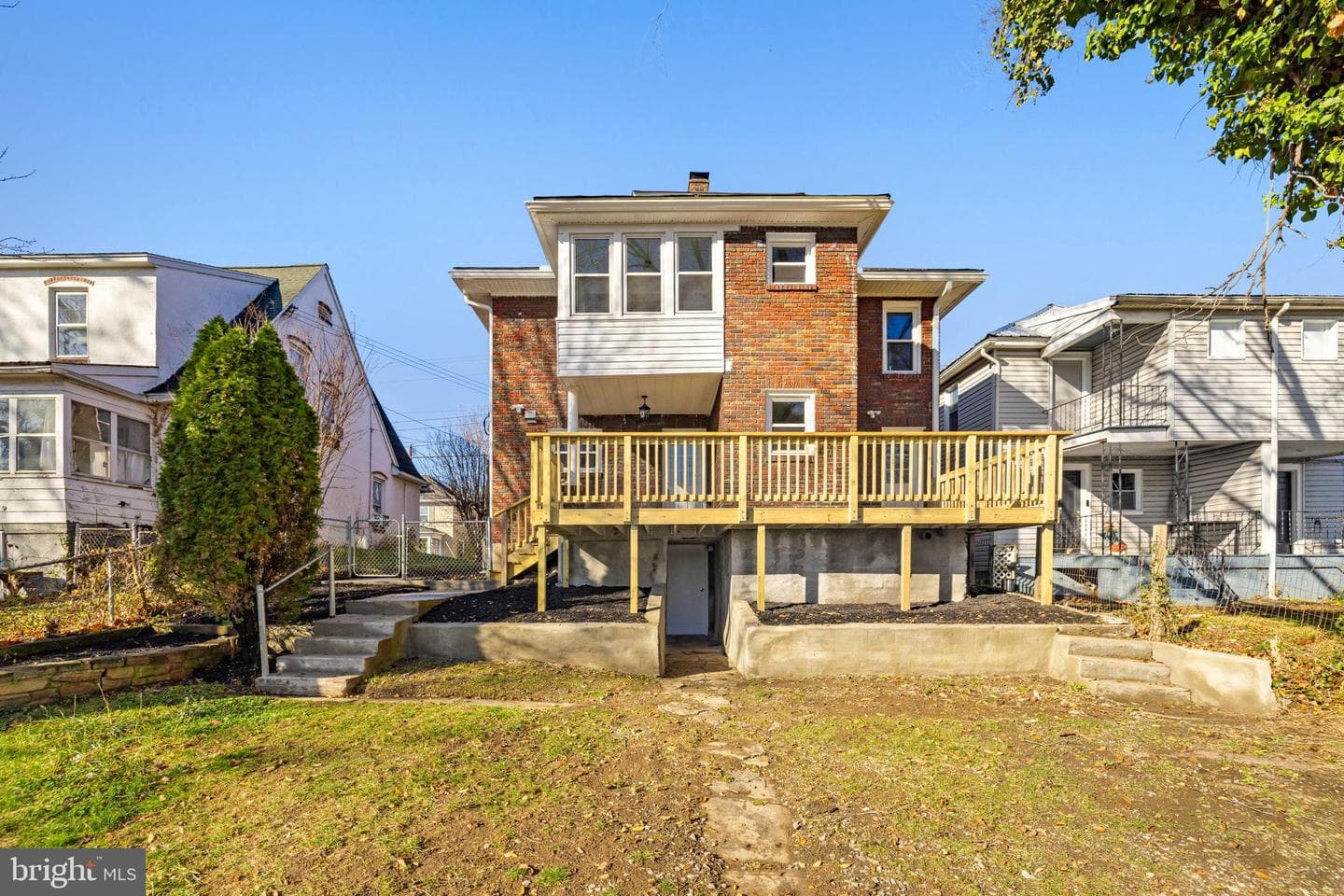 913 N Queen Street photo 66