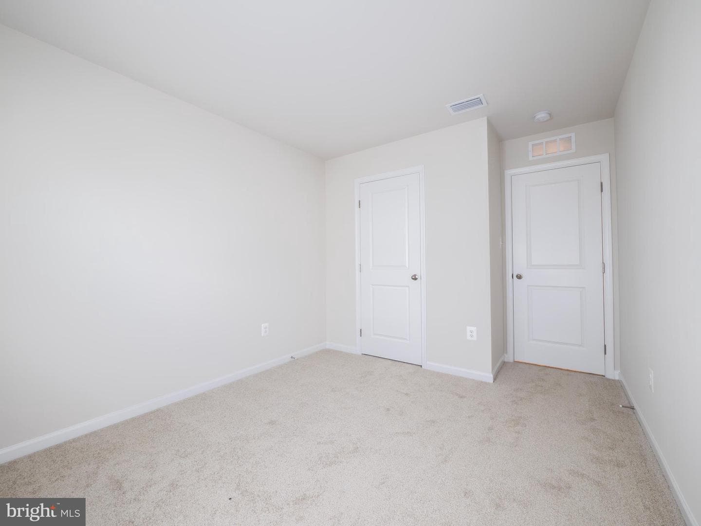 35 Calais Place photo 19