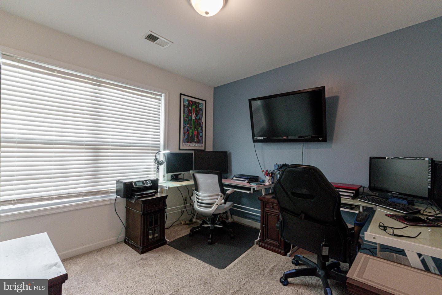 285 Wren Street N photo 59