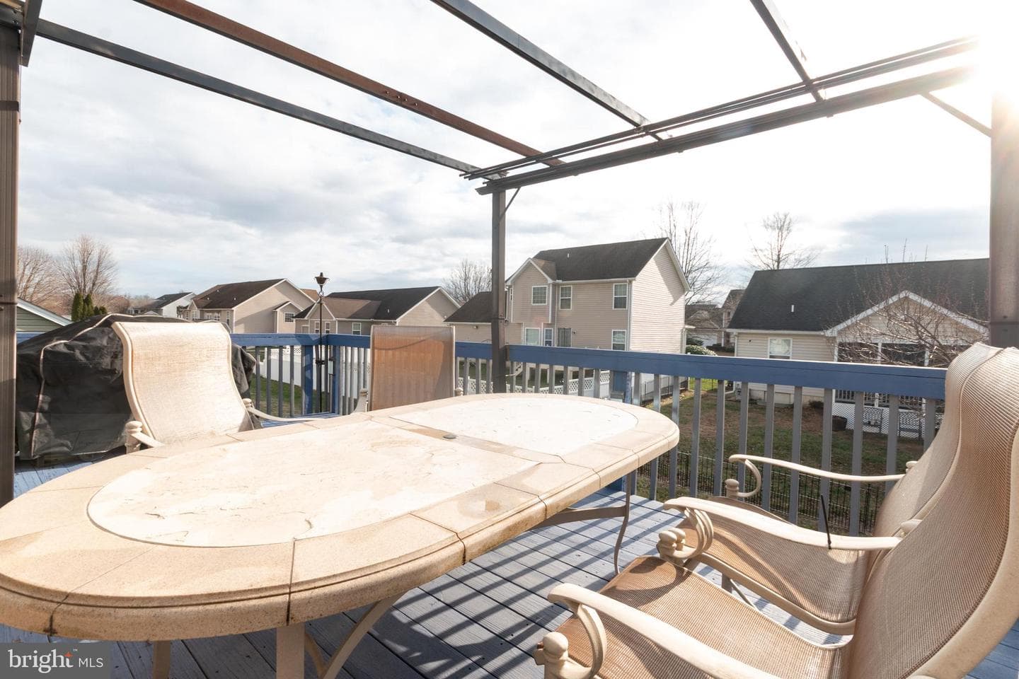 285 Wren Street N photo 61