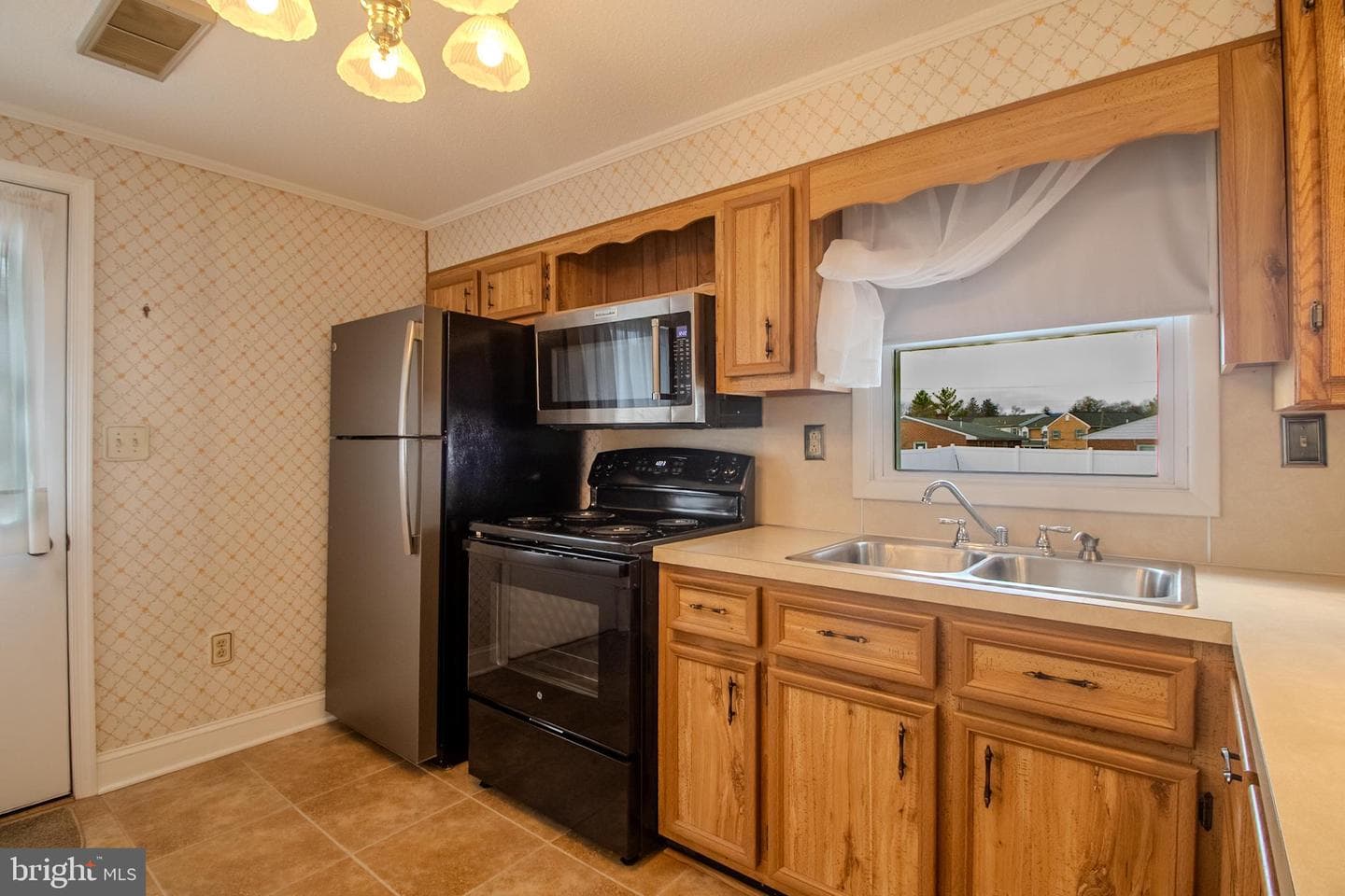 1305 W Virginia Avenue photo 13
