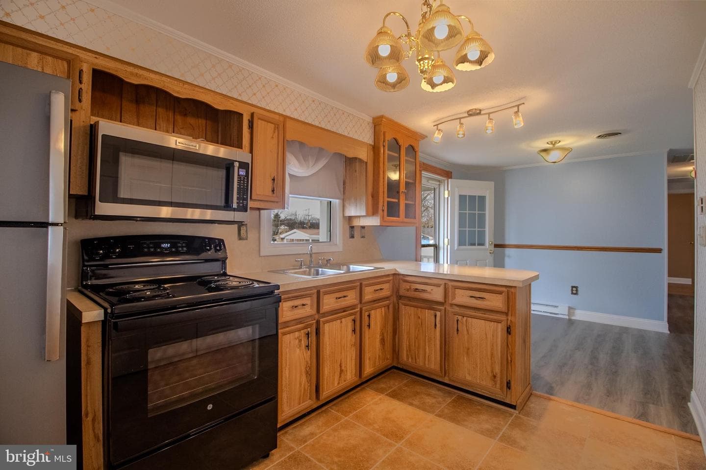 1305 W Virginia Avenue photo 14