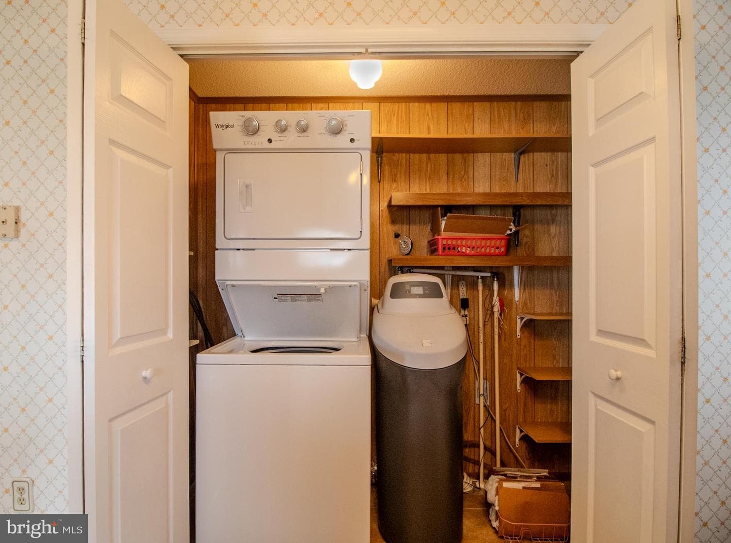 1305 W Virginia Avenue photo 16