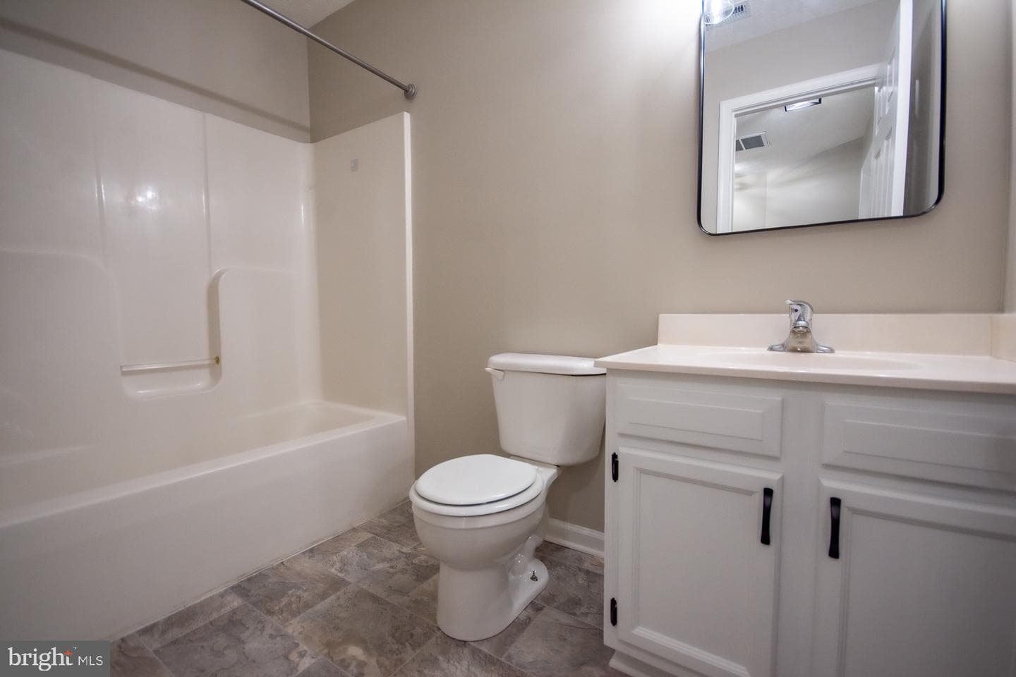 11 Colossians Court photo 24