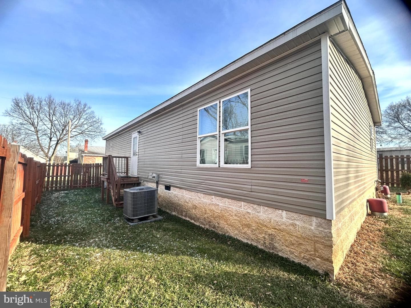 491 Trimble Avenue photo 12