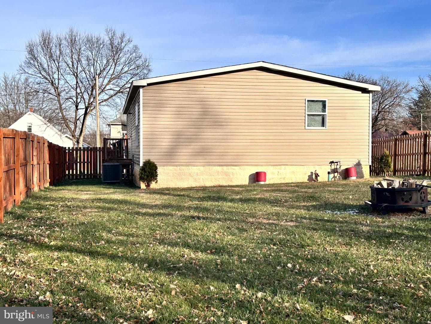 491 Trimble Avenue photo 8