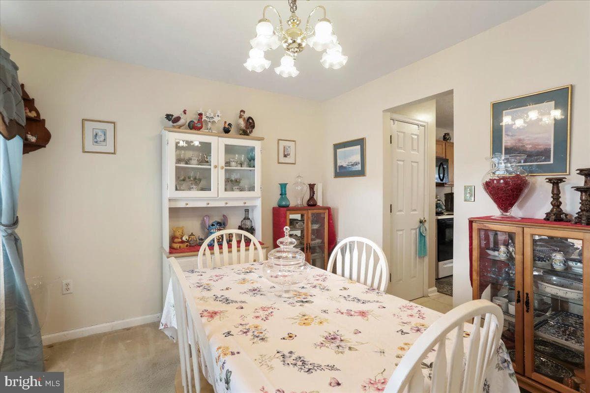34 Standing Oak Court photo 8