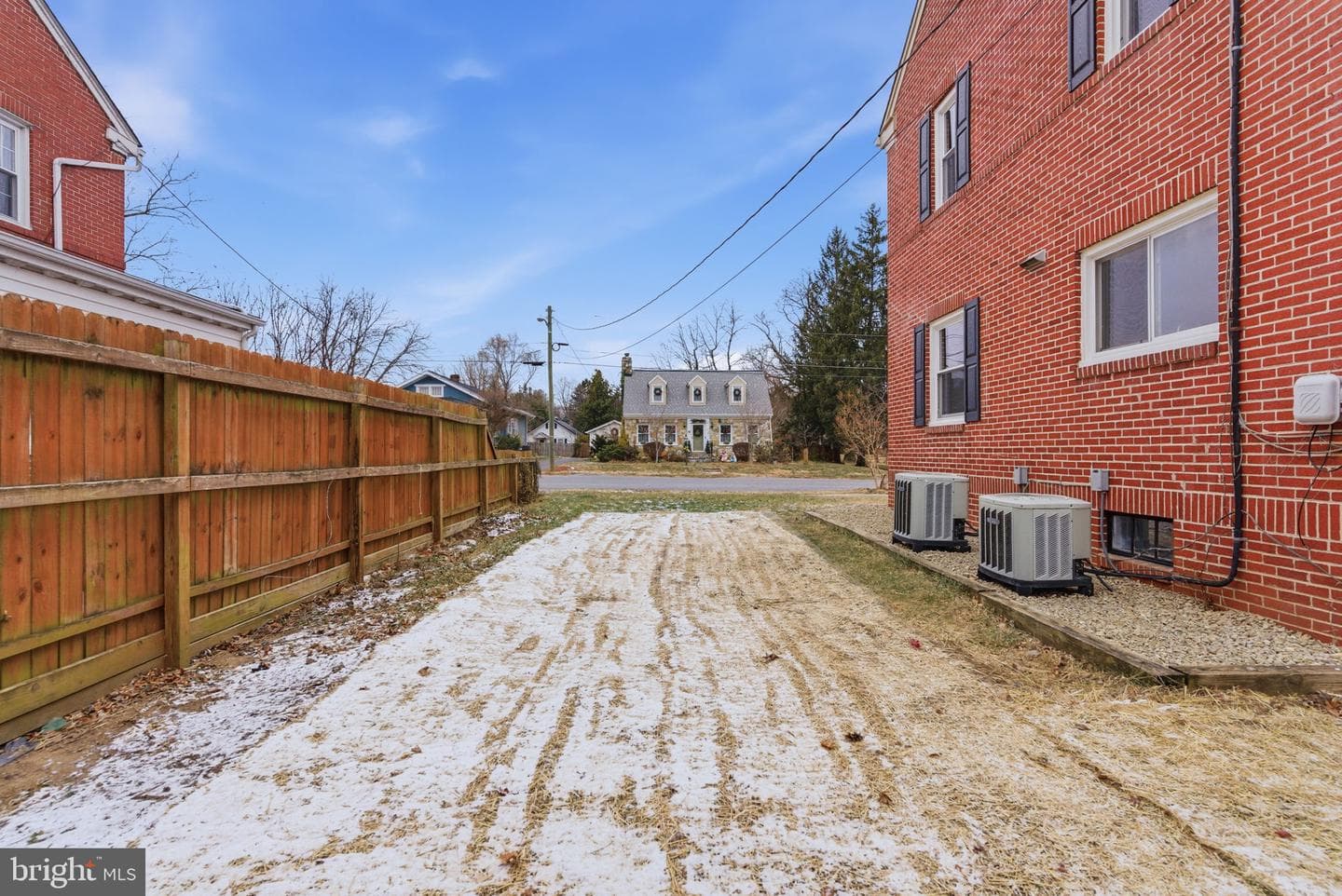 109 Alabama Avenue N photo 4
