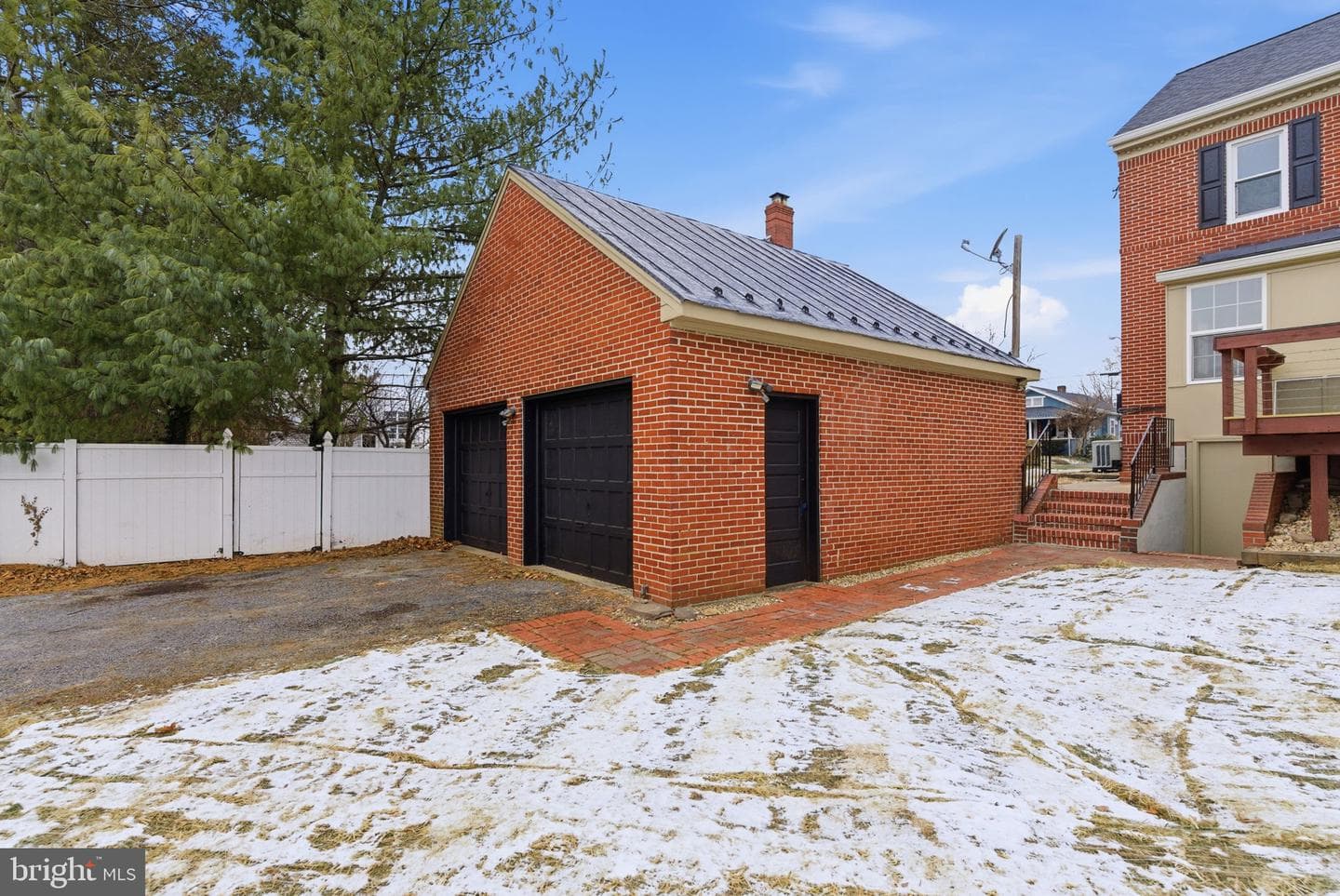 109 Alabama Avenue N photo 46