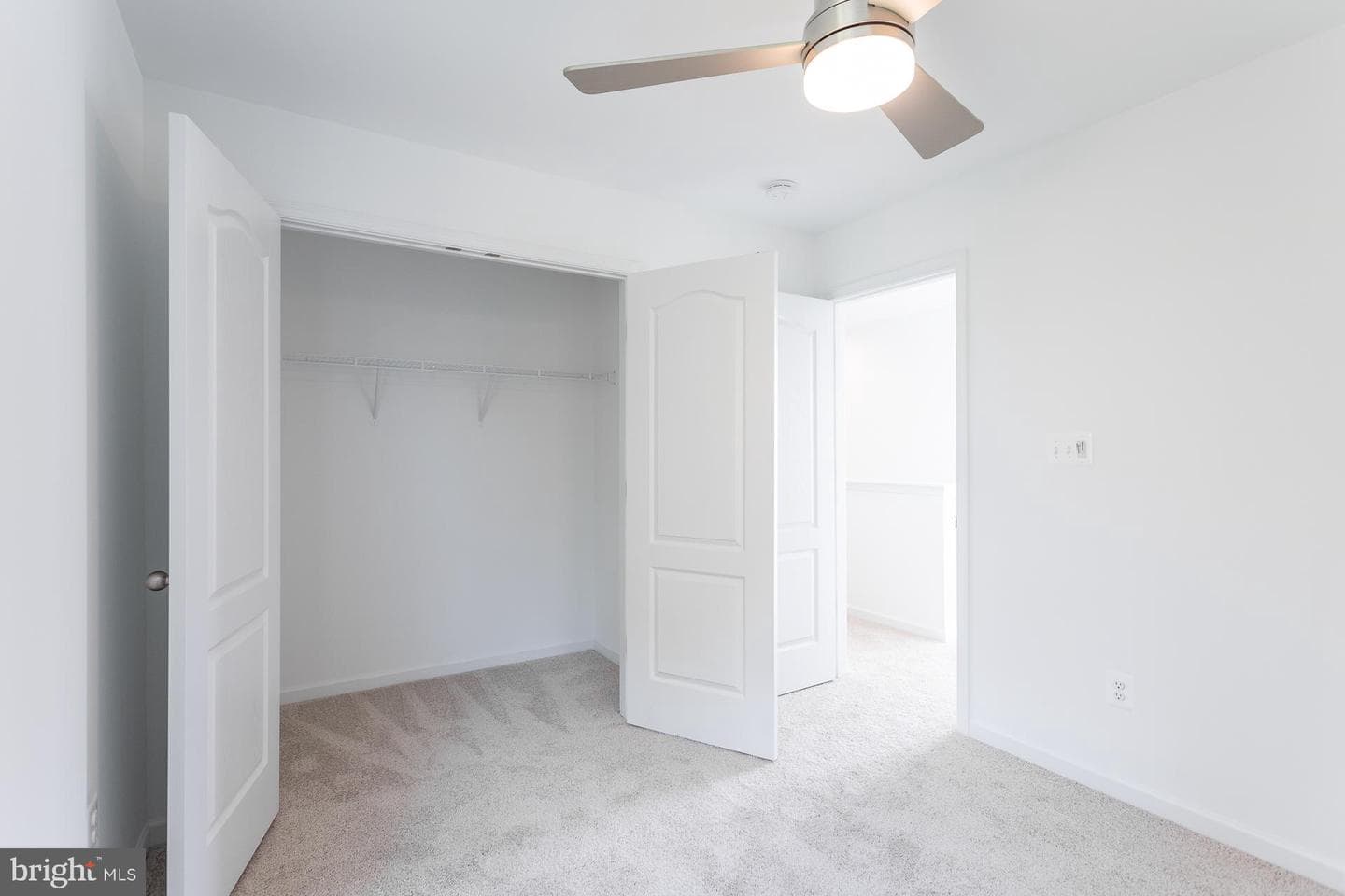 Tbb Outrigger Road #glenshaw Ii photo 18