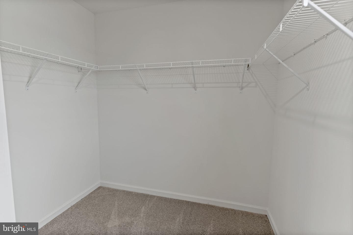Tbb Fontana Circle #crafton Ii photo 29
