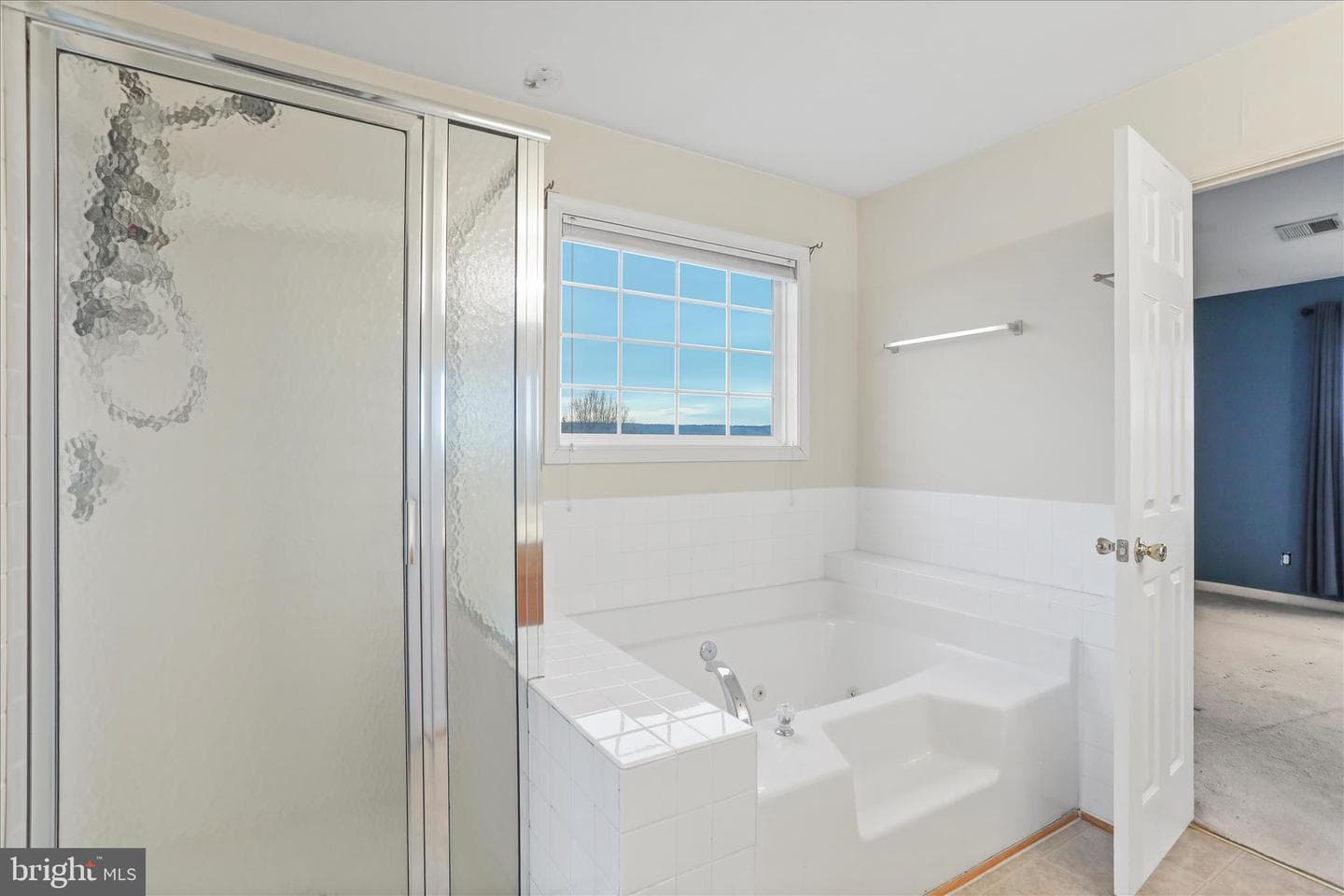 122 Tather Drive photo 10