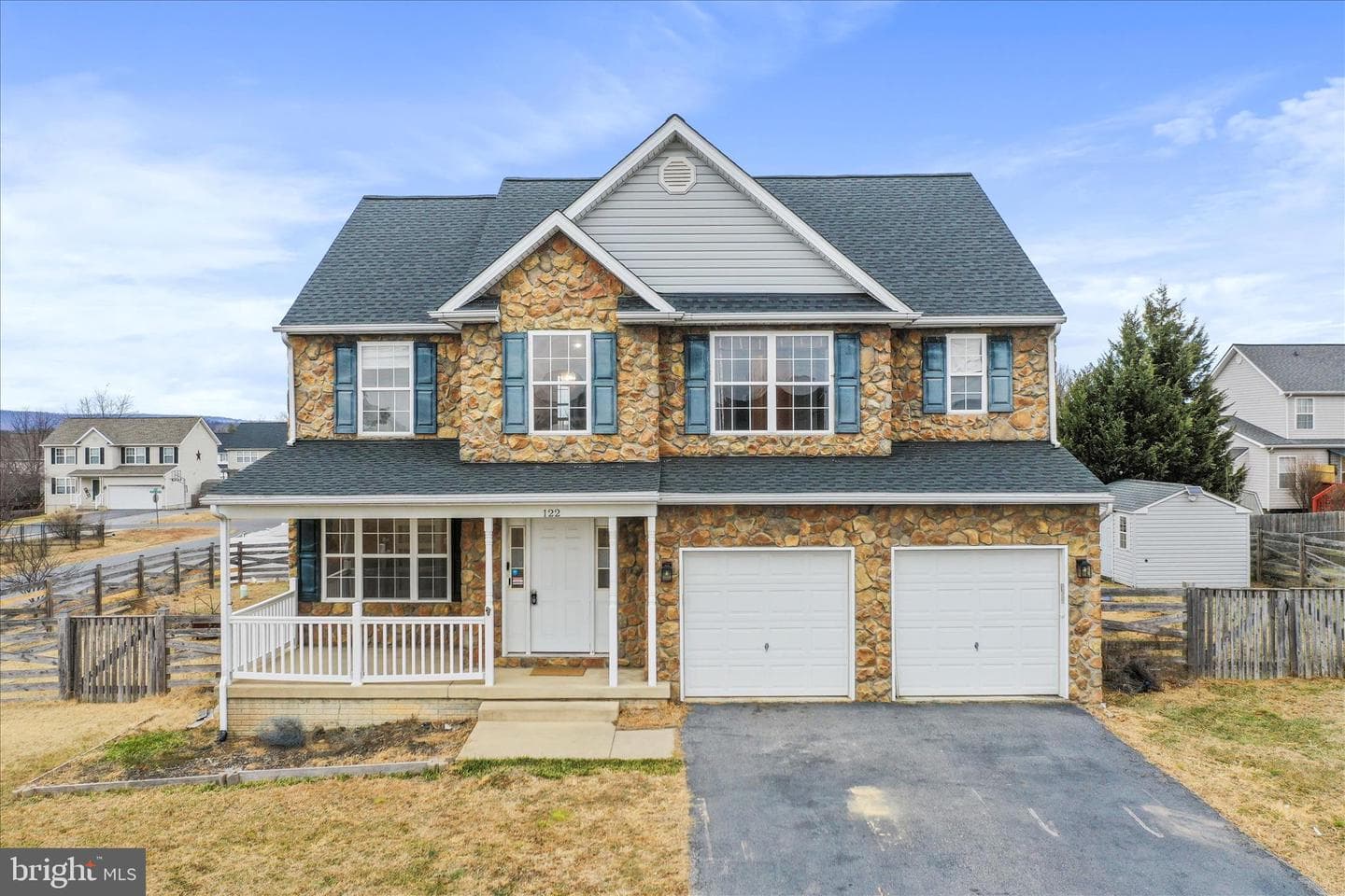 122 Tather Drive photo 2
