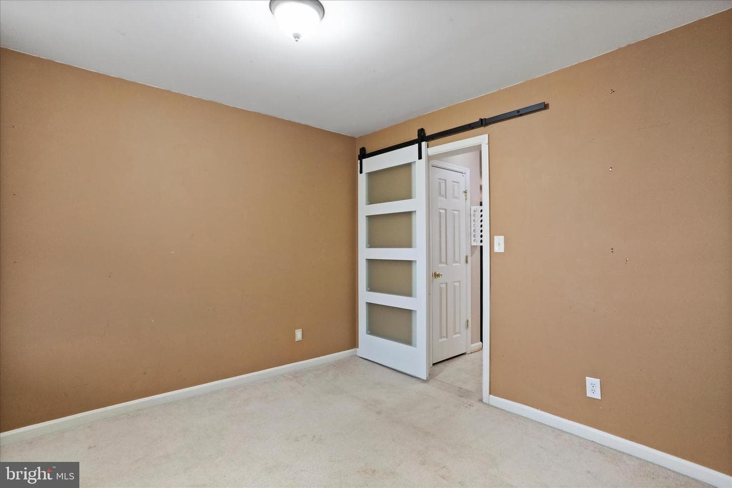 122 Tather Drive photo 27