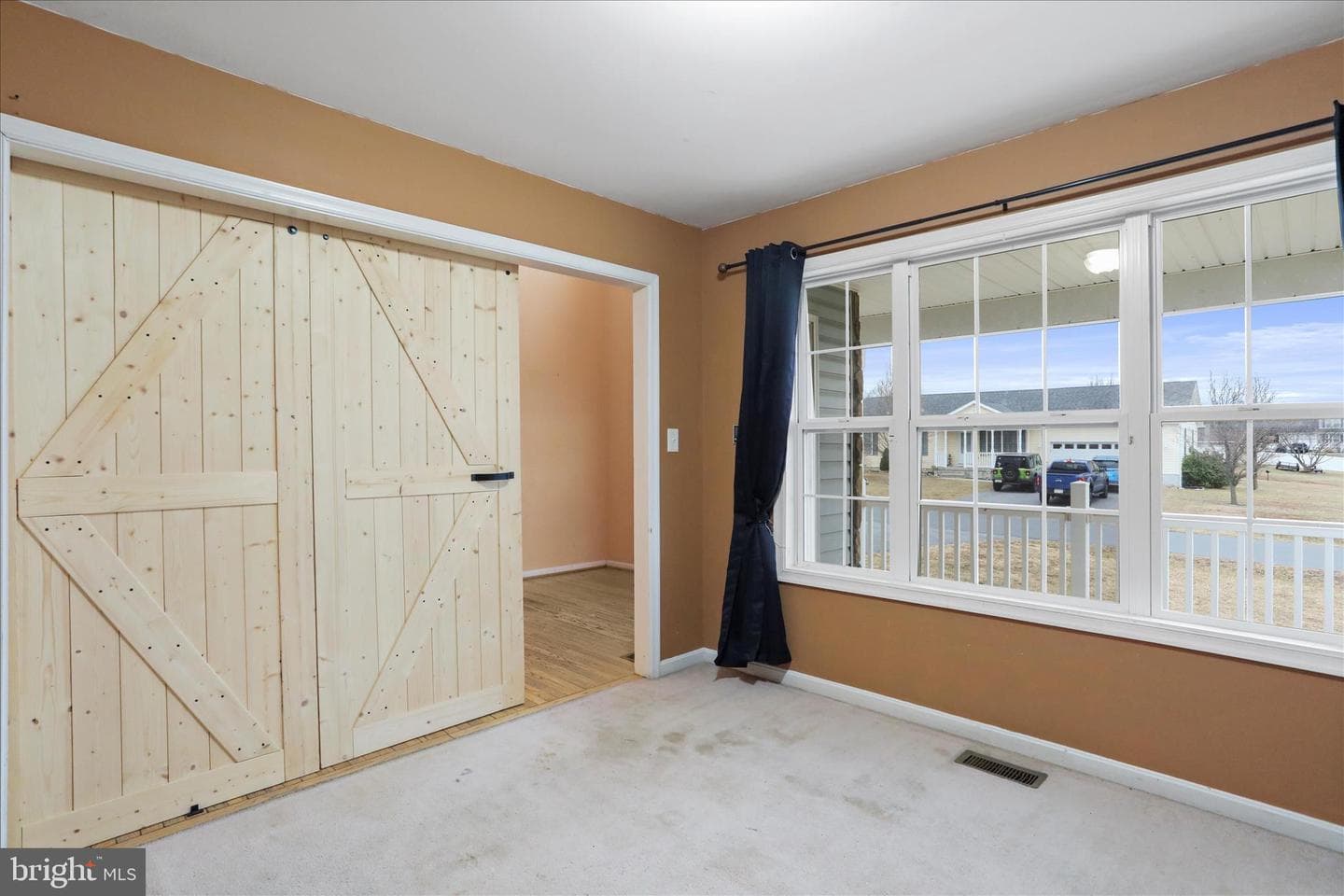 122 Tather Drive photo 28