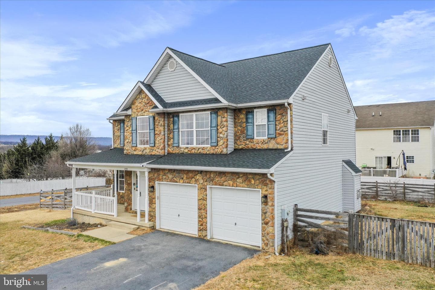 122 Tather Drive photo 3