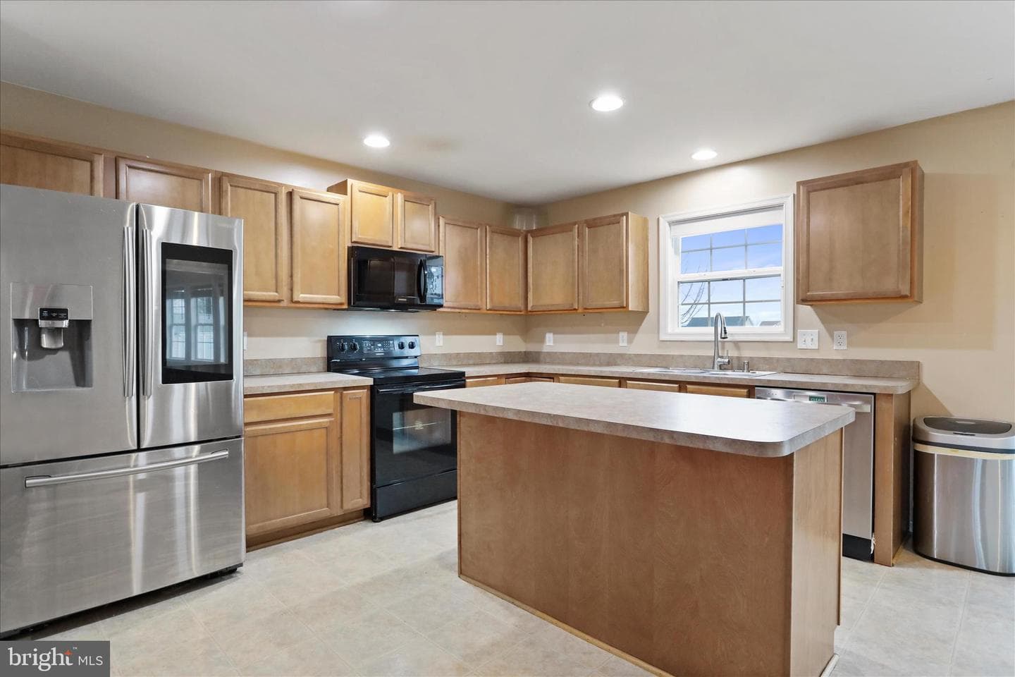 122 Tather Drive photo 34