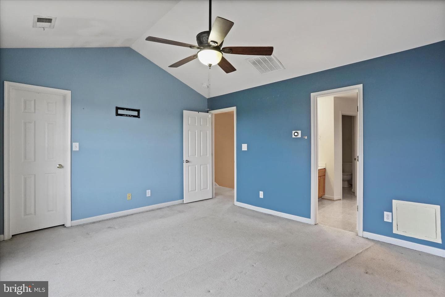 122 Tather Drive photo 7