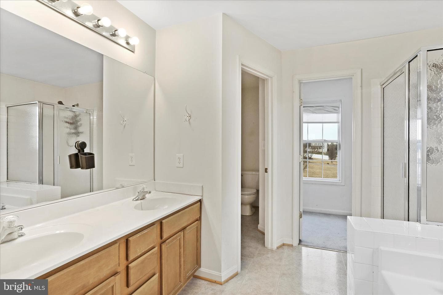 122 Tather Drive photo 9