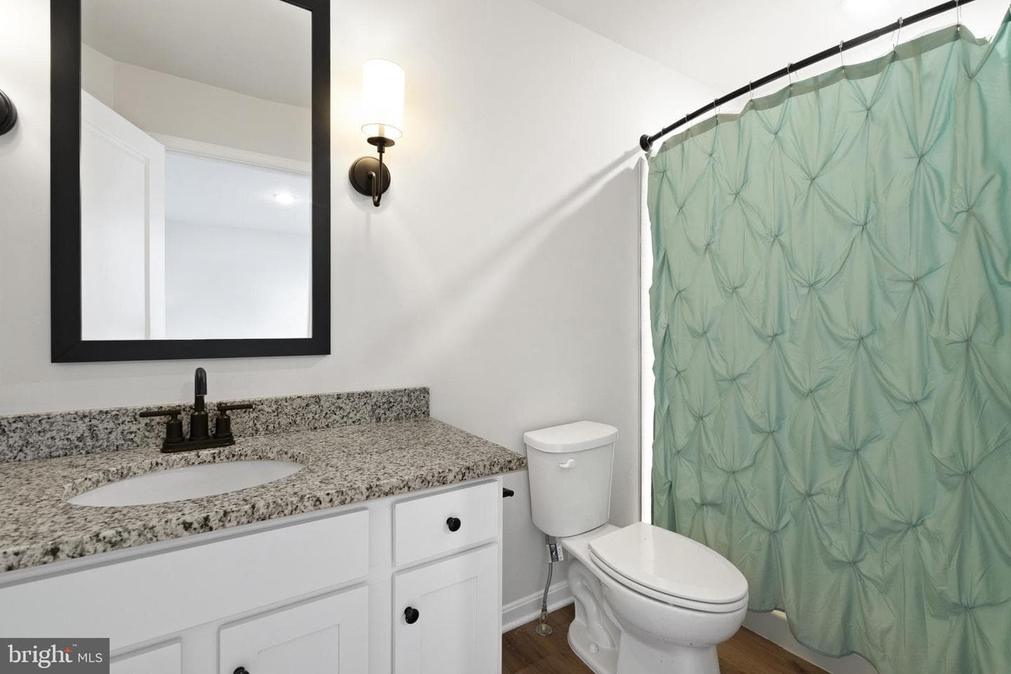 51 Thrower Road photo 24