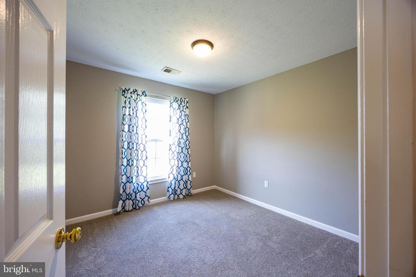 525 Appian Way photo 71