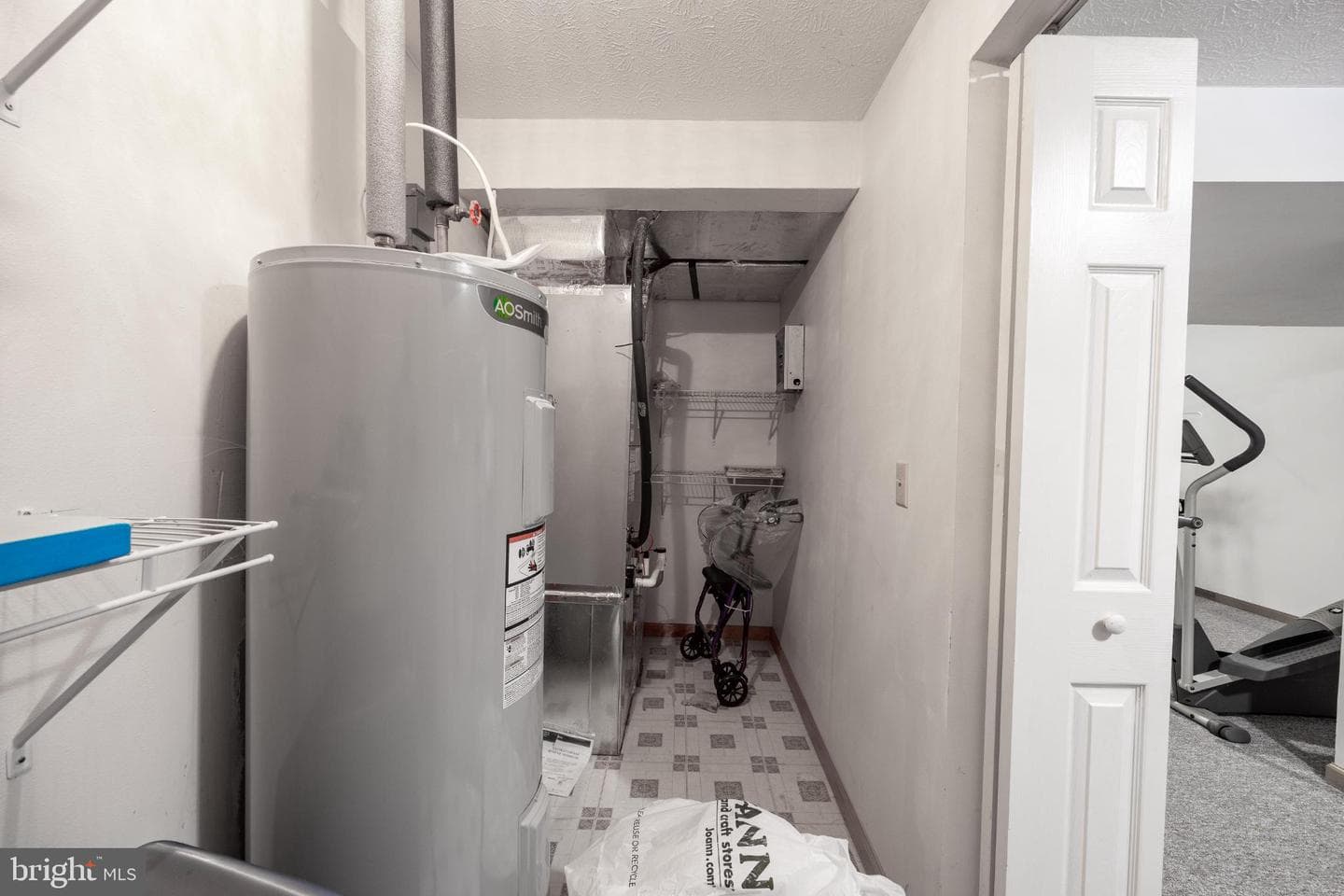 525 Appian Way photo 85
