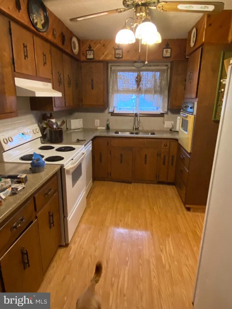 18 Beacon Drive photo 27