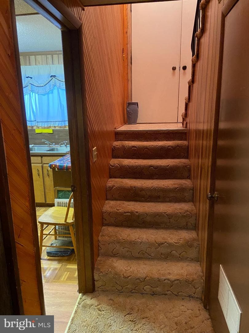 18 Beacon Drive photo 51
