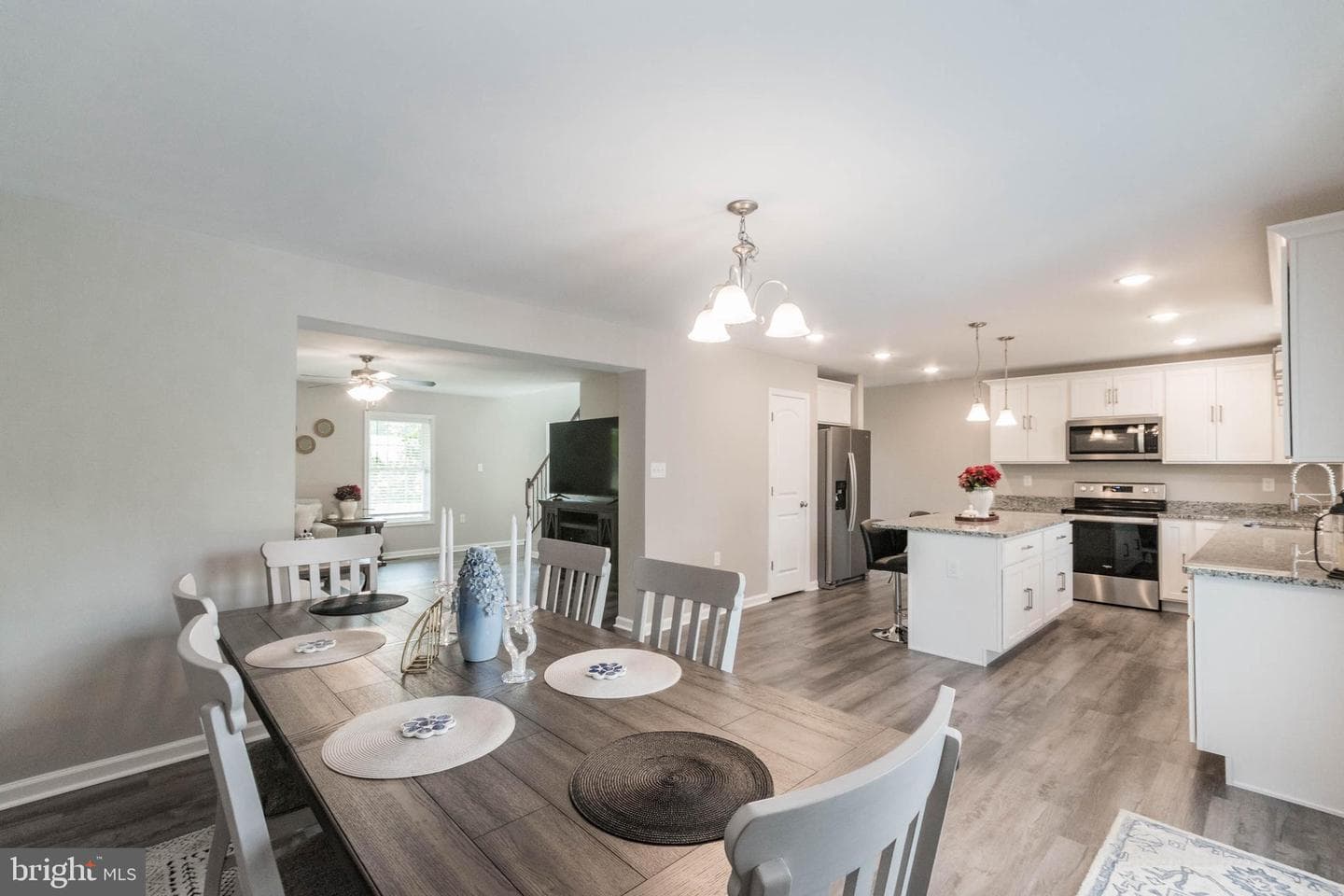 342 Europa Way photo 13
