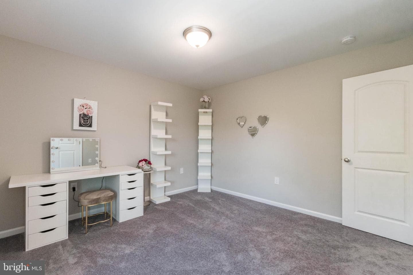 342 Europa Way photo 37