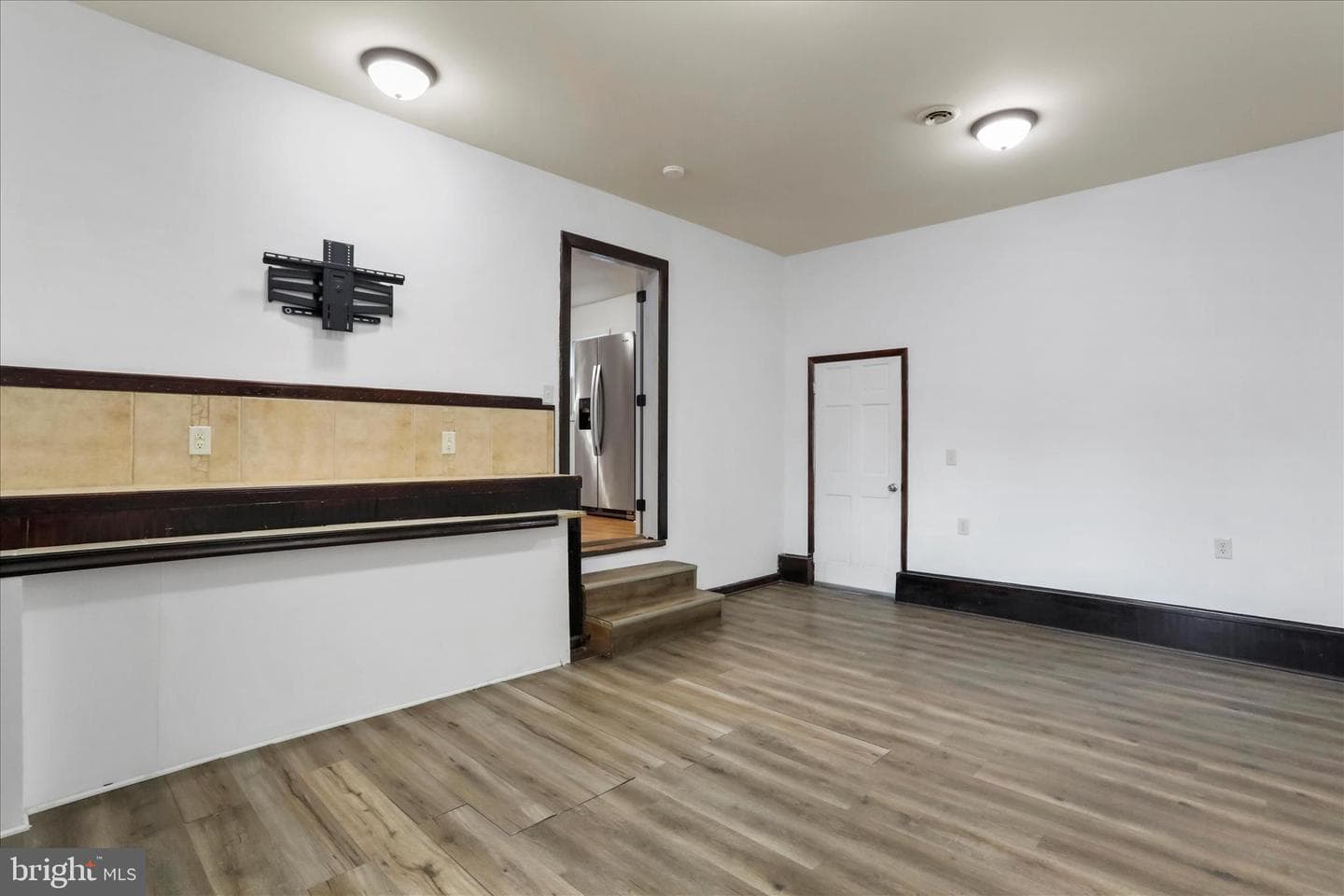 186 Talbott Avenue photo 13