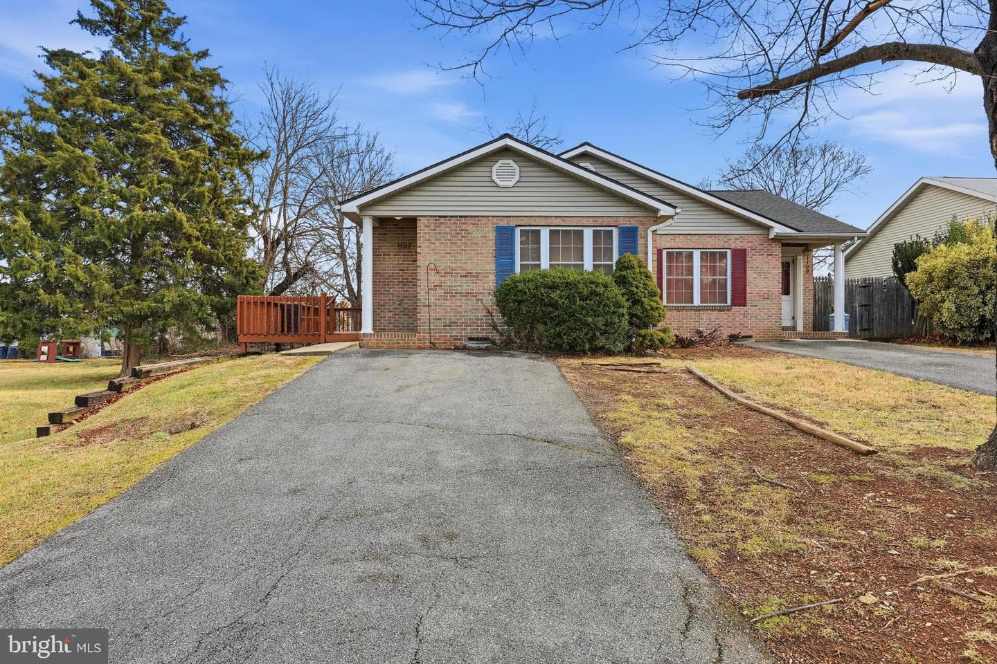 1107 New York Avenue photo 3