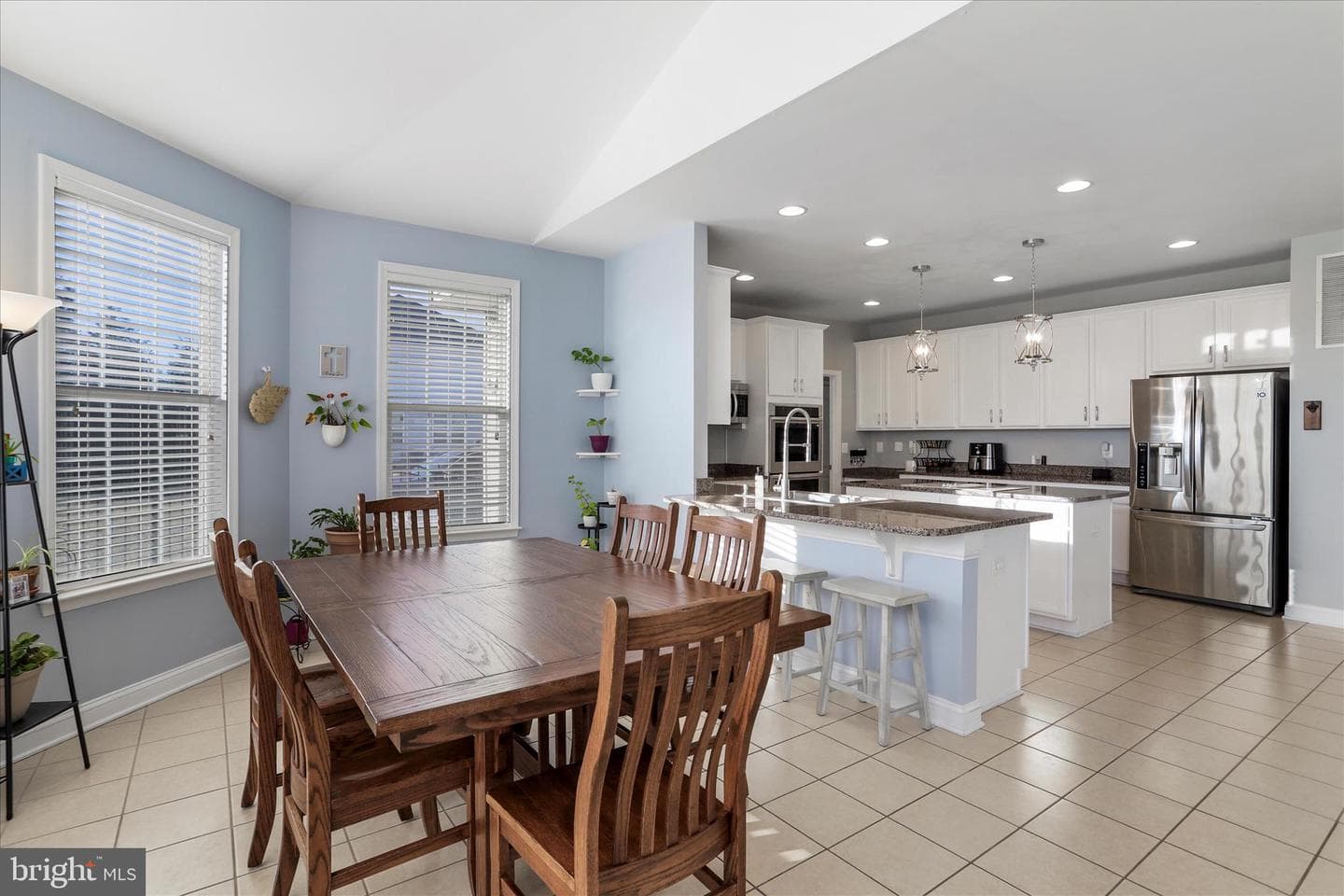 1073 Hallmark Drive photo 16