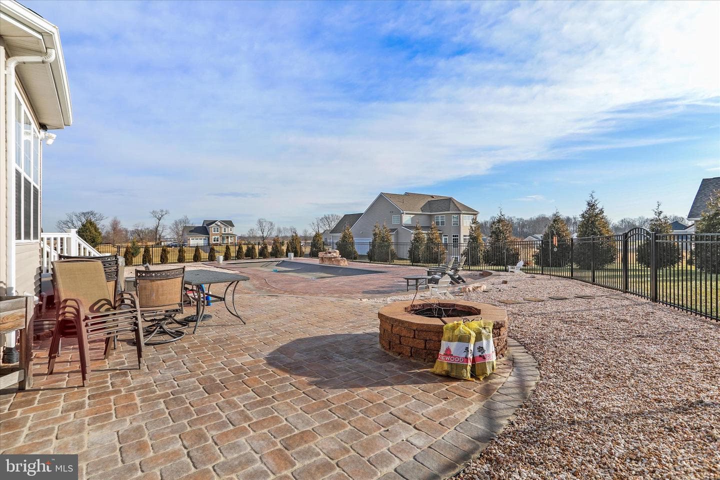 1073 Hallmark Drive photo 49