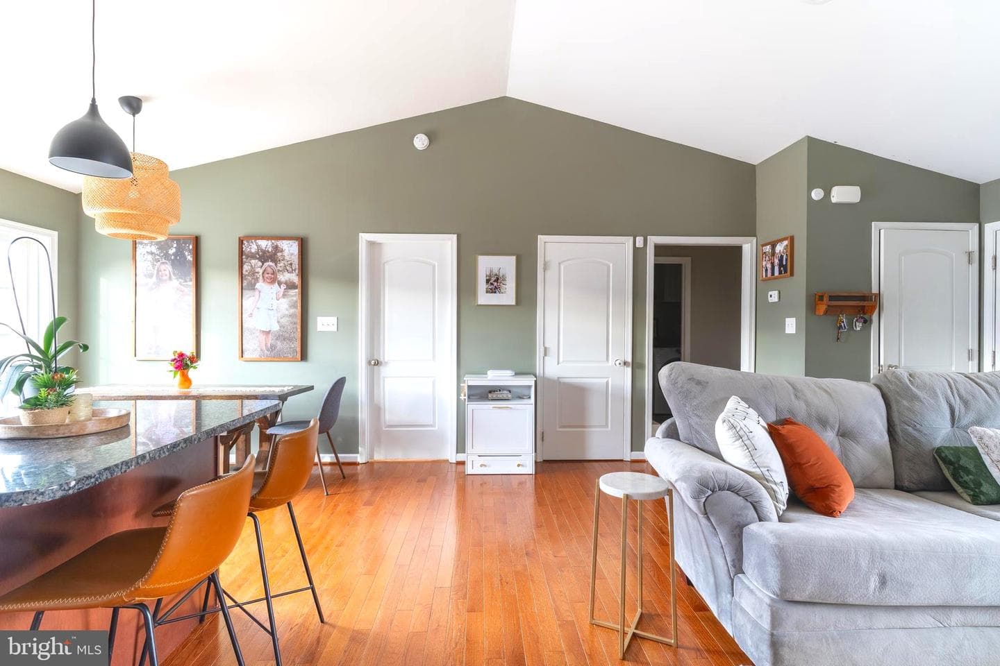 33 Twickenham Drive photo 12