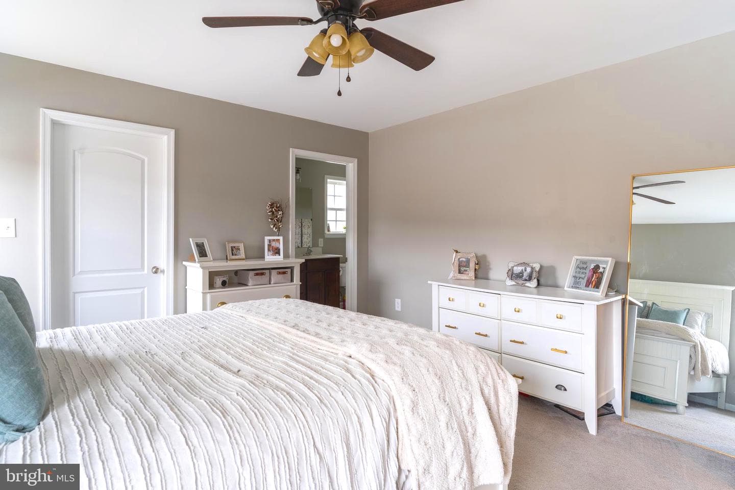 33 Twickenham Drive photo 16