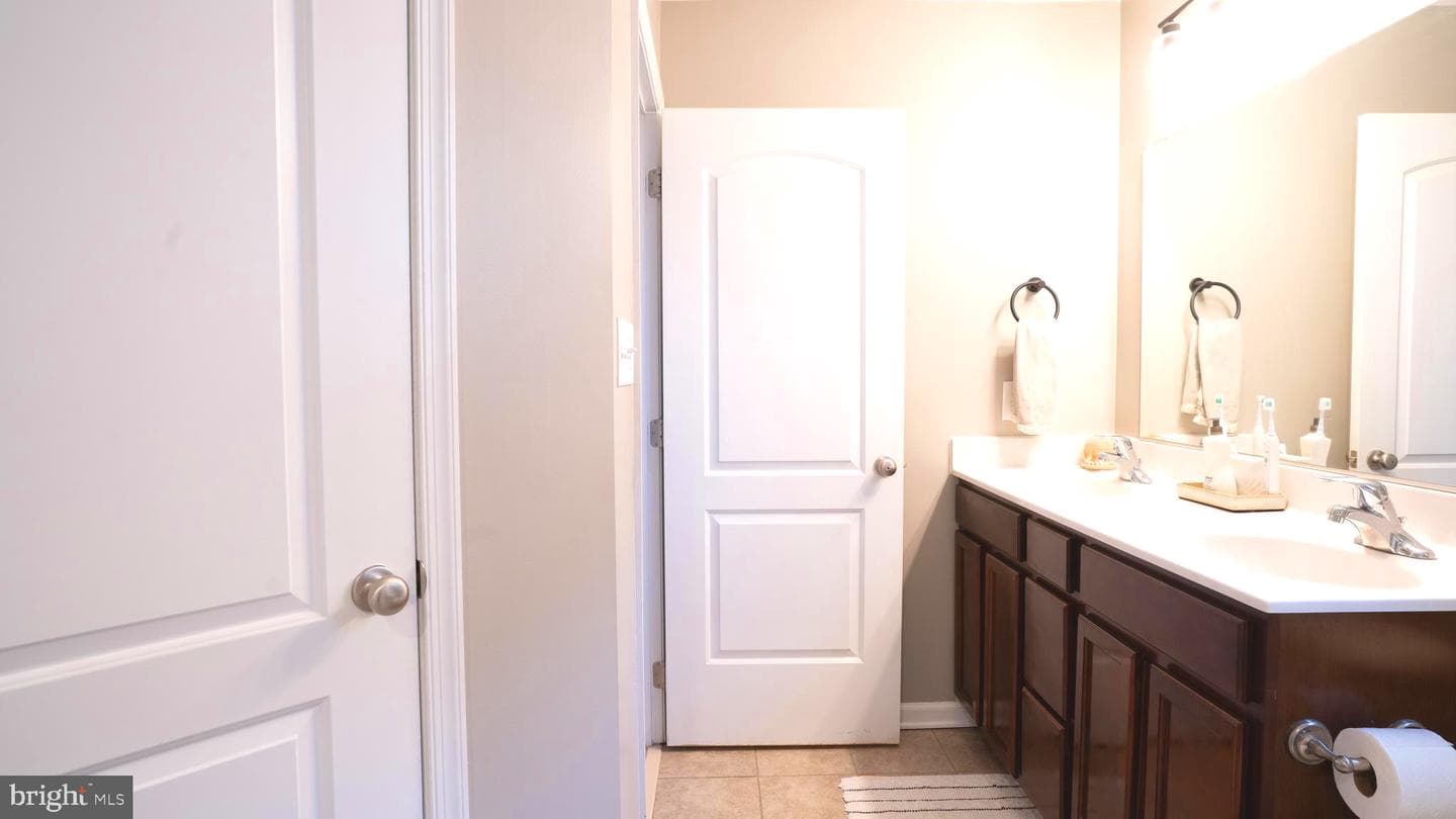 33 Twickenham Drive photo 21