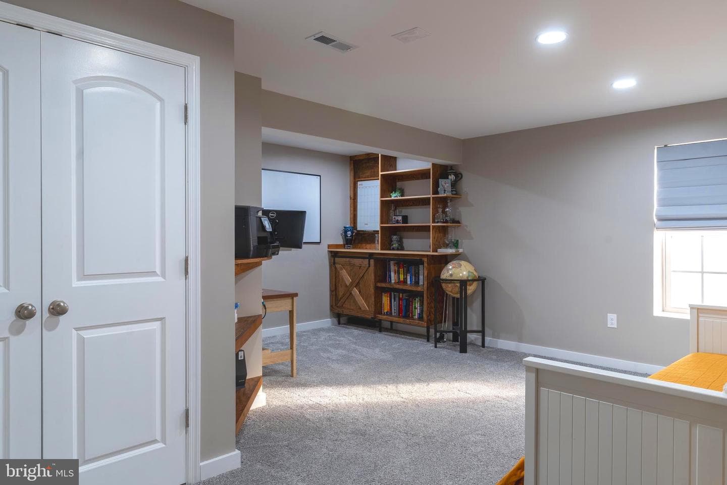 33 Twickenham Drive photo 34