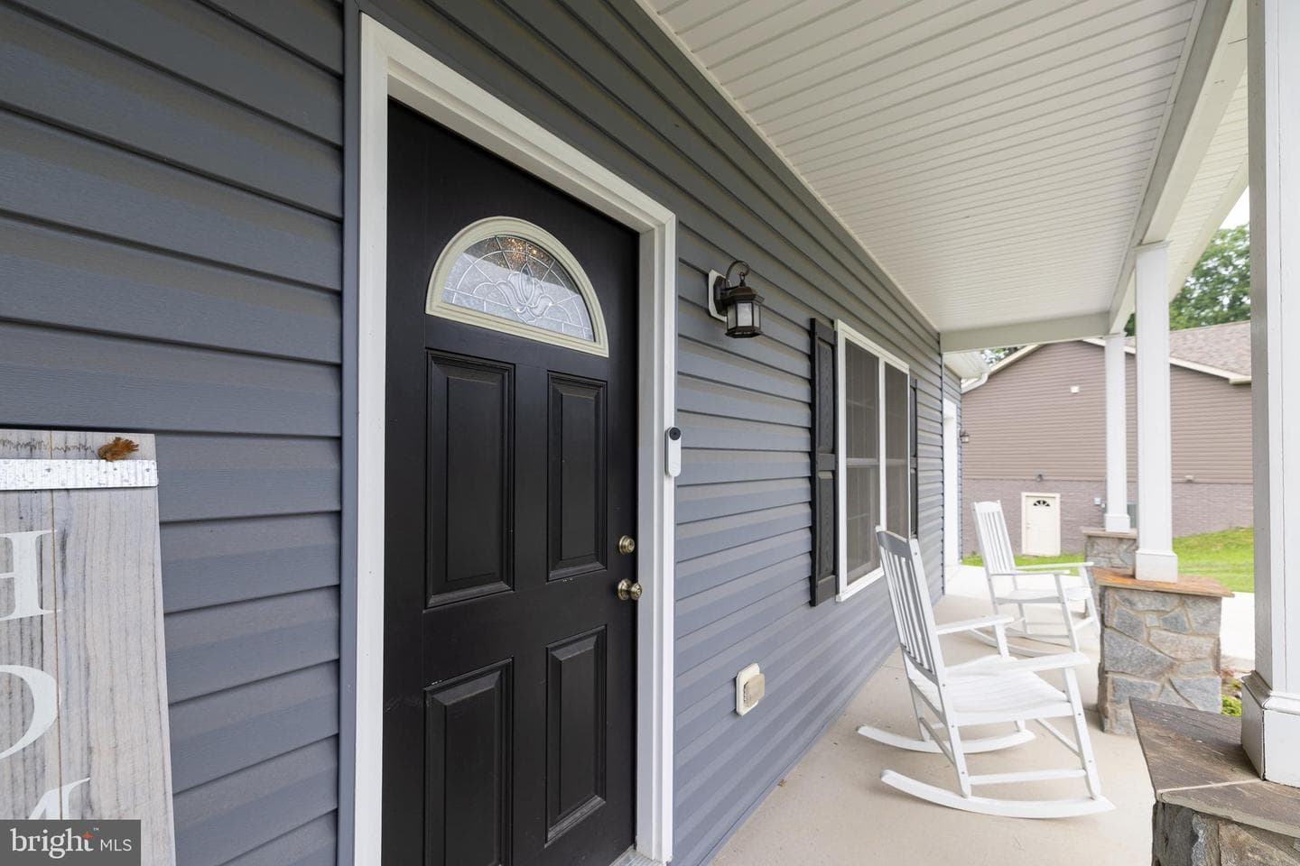 33 Sinker Drive photo 3