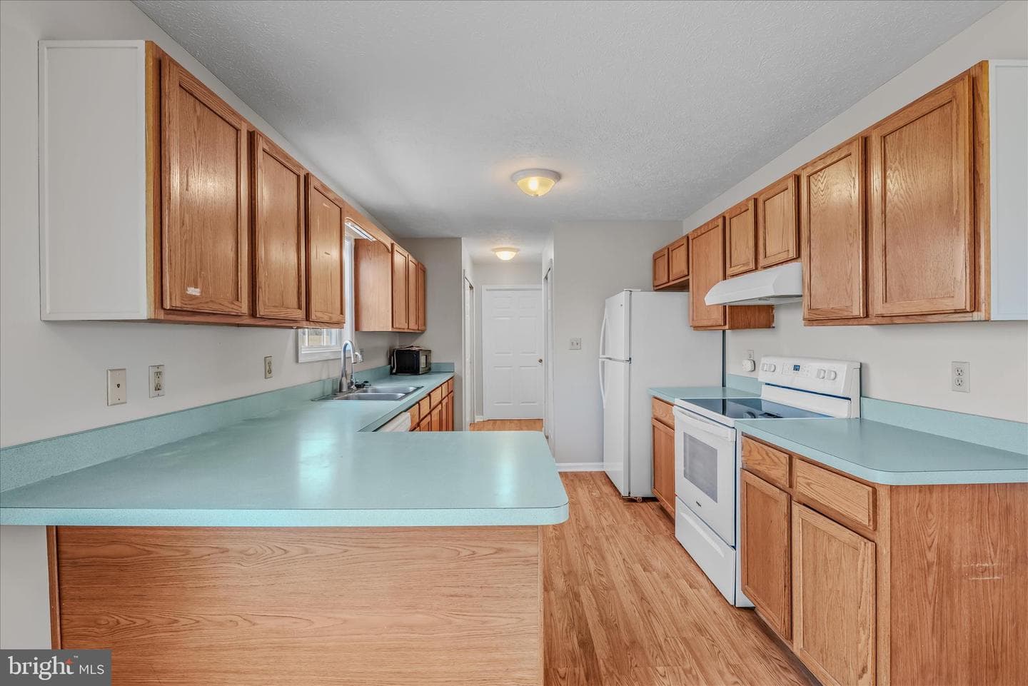 120 Nottingham Boulevard photo 11