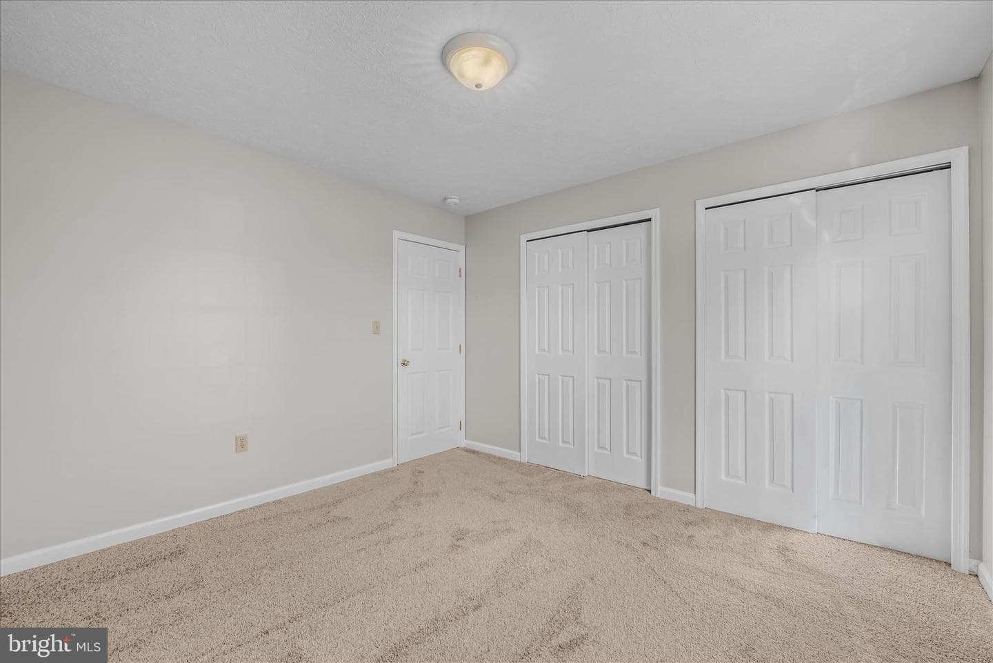 120 Nottingham Boulevard photo 26