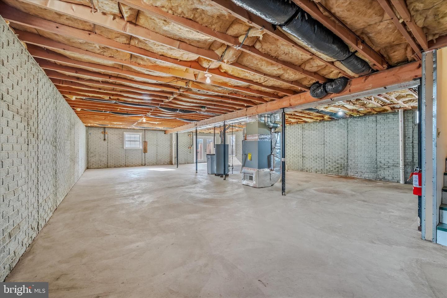 120 Nottingham Boulevard photo 29