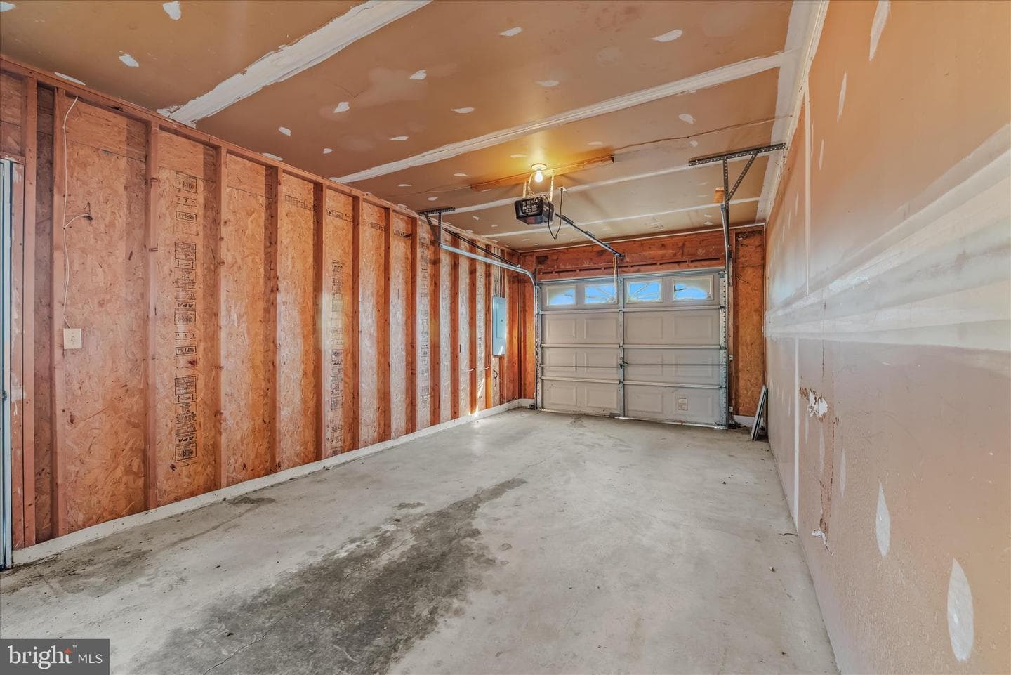 120 Nottingham Boulevard photo 31