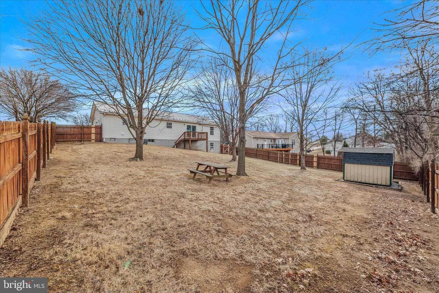 120 Nottingham Boulevard photo 33