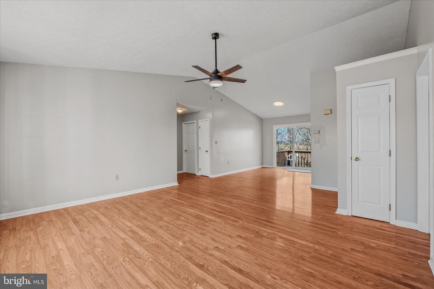 120 Nottingham Boulevard photo 7